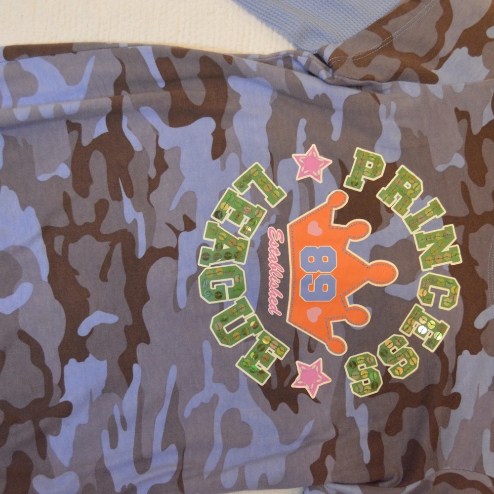 Camouflage Graphic Long Sleeve Shirt